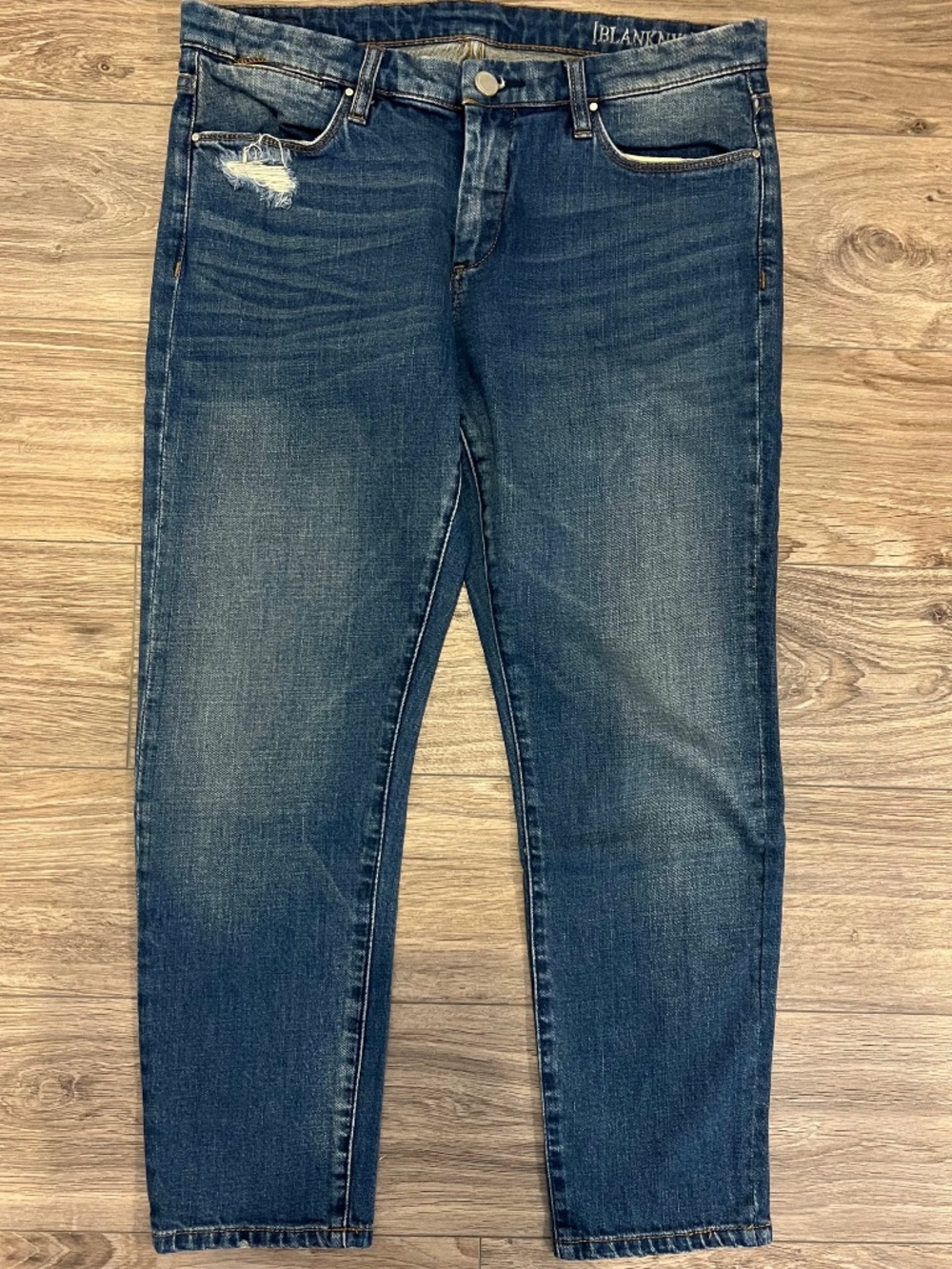 BLANKNYC Medium Wash Denim Mid Rise Distressed Jeans 29